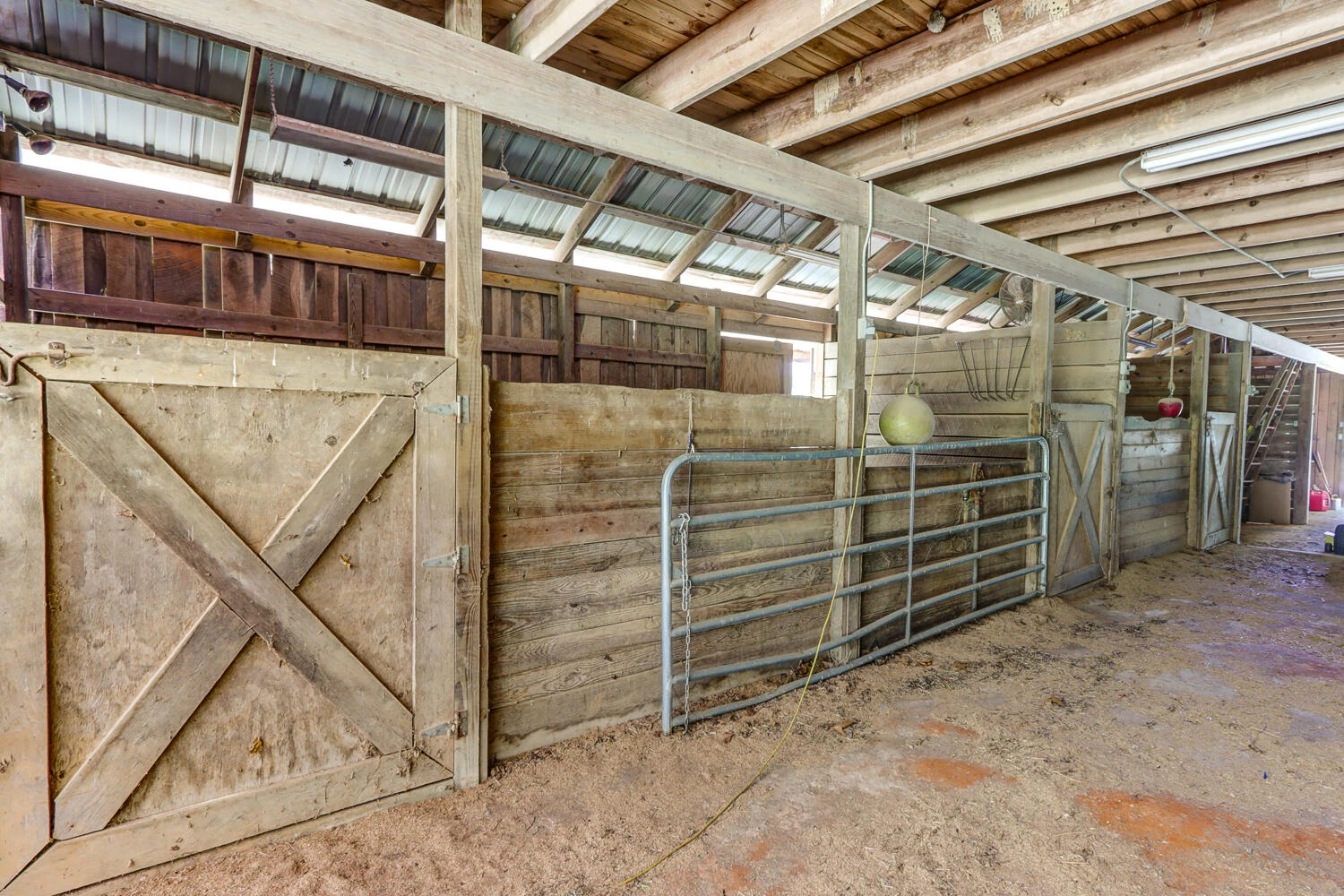 1361 Hurricane Creek RD - Photo 128