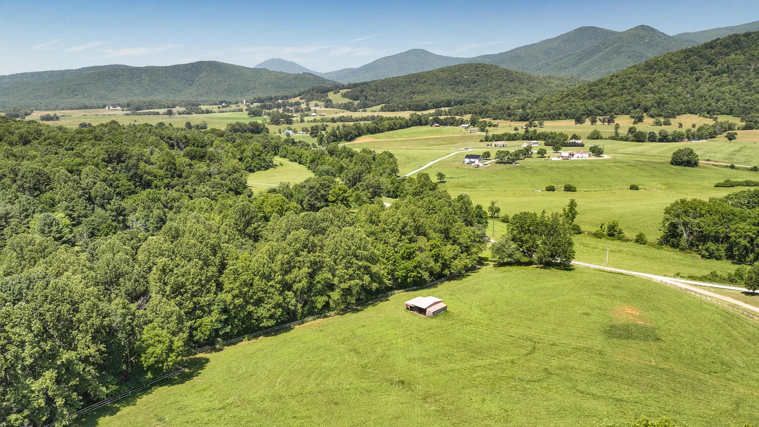 1361 Hurricane Creek RD - Photo 16