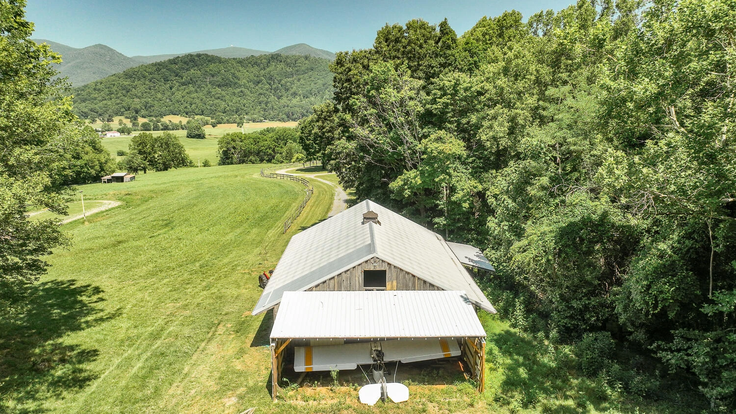 1361 Hurricane Creek RD - Photo 24