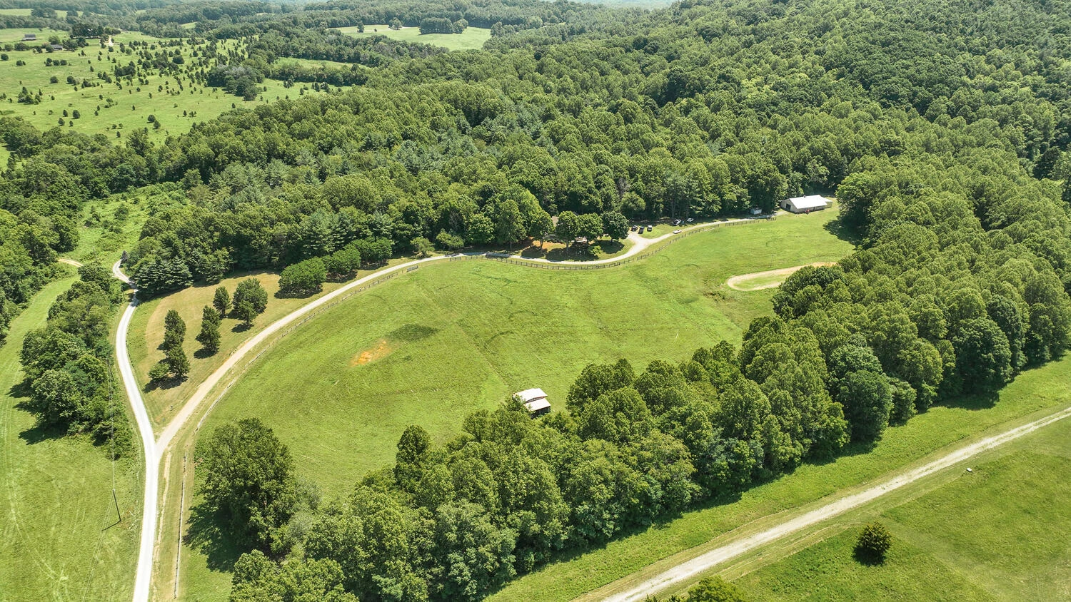 1361 Hurricane Creek RD - Photo 32