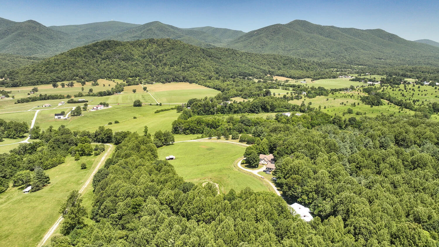 1361 Hurricane Creek RD - Photo 37