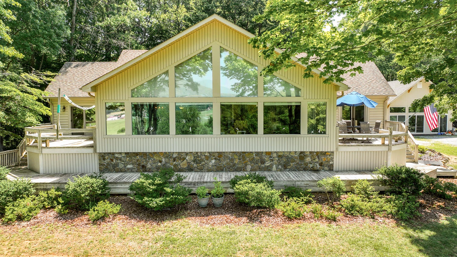 1361 Hurricane Creek RD - Photo 5