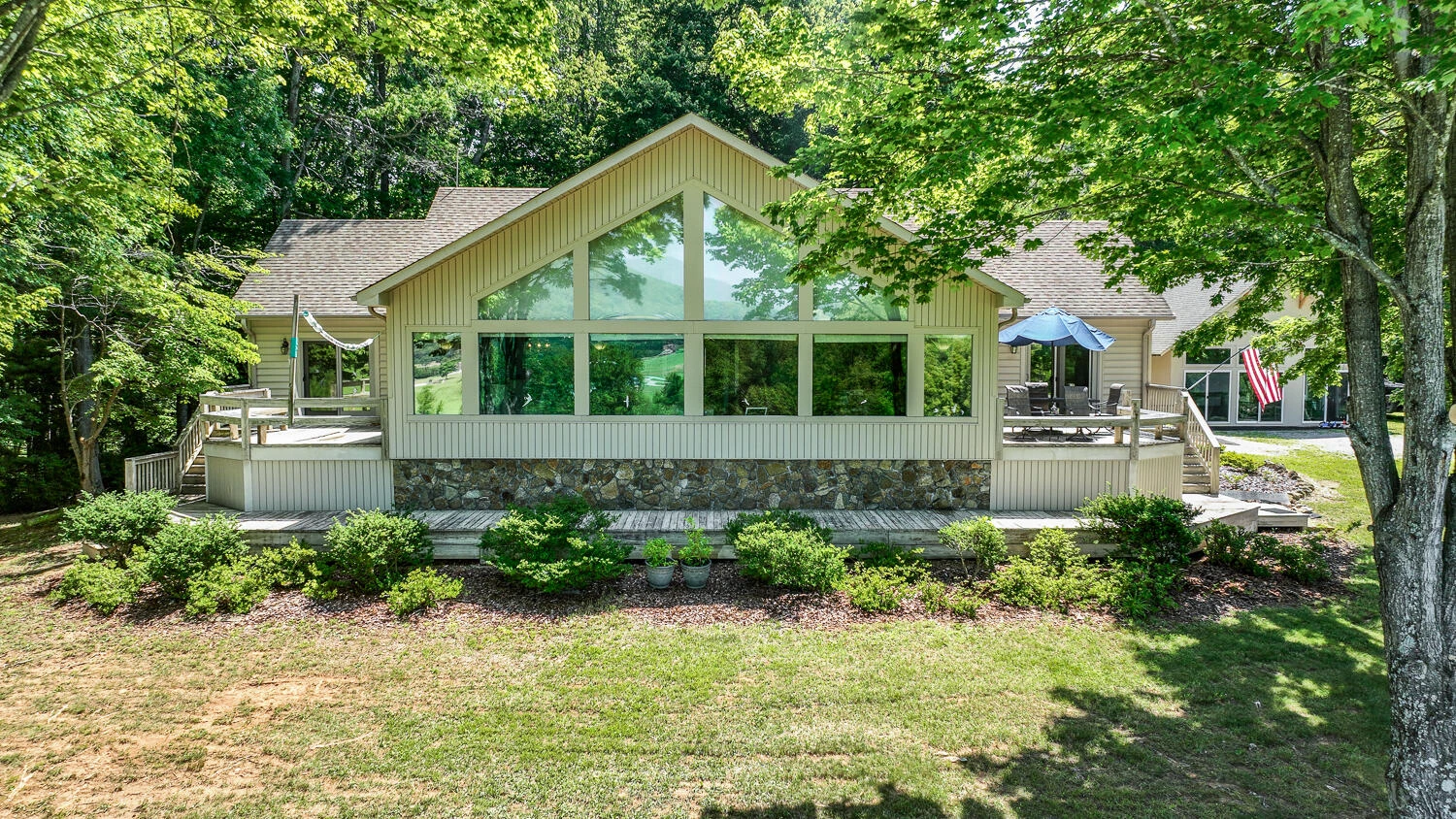 1361 Hurricane Creek RD - Photo 6