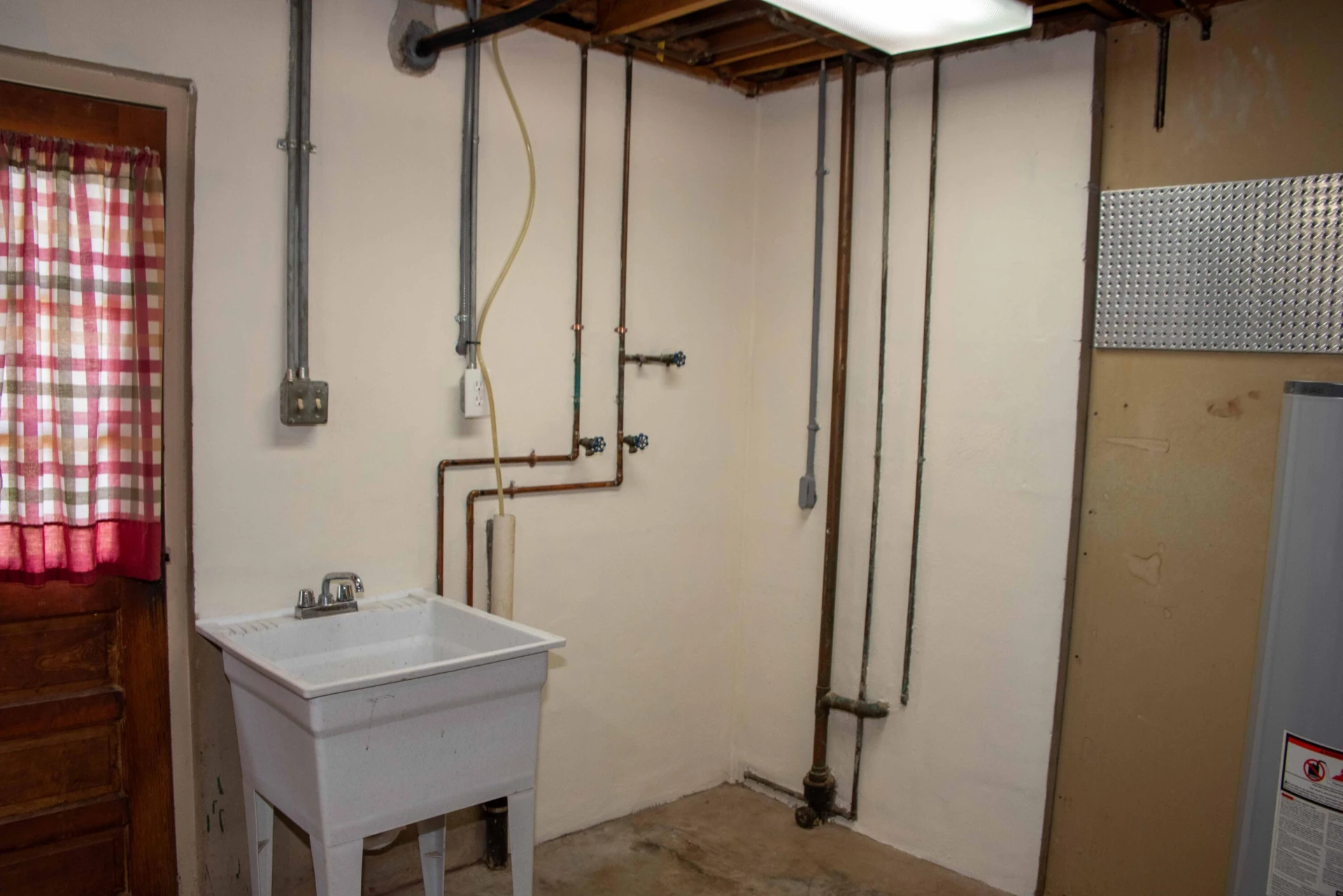 6038 Thornrose RD - Photo 55