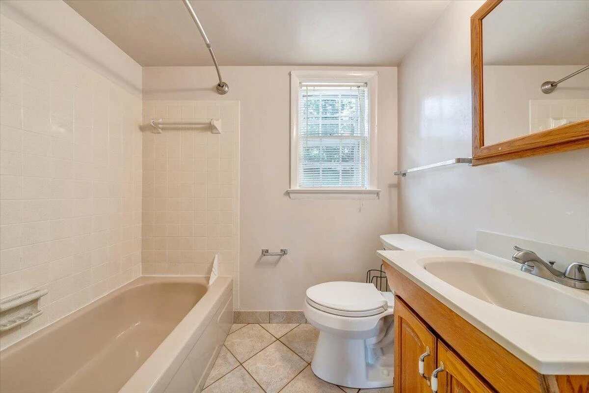 4537 Hammond LN - Photo 21