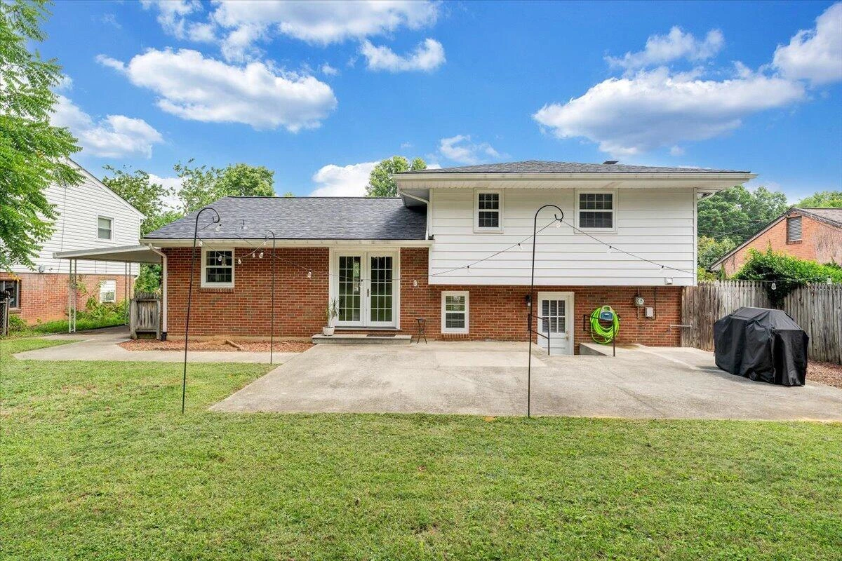 4537 Hammond LN - Photo 26