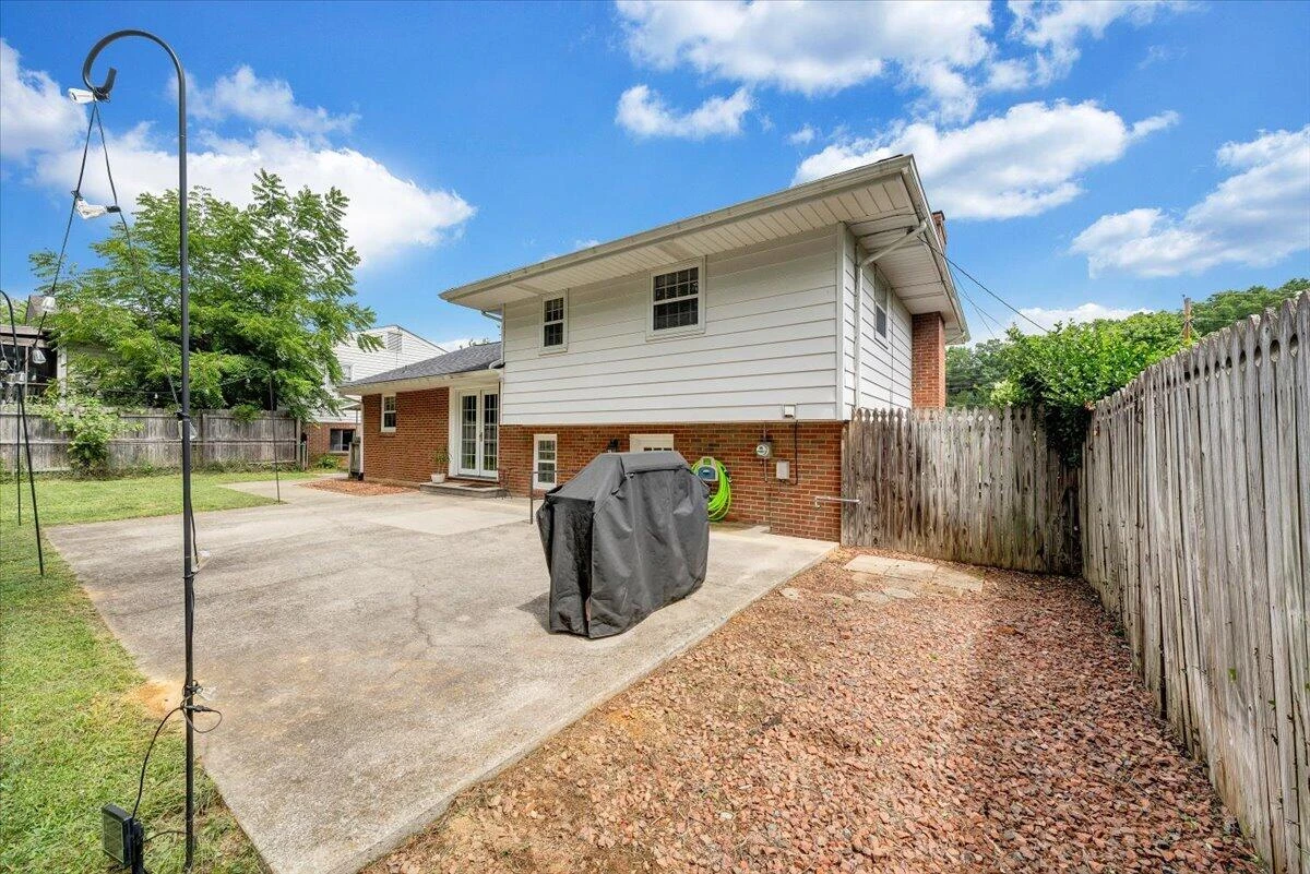 4537 Hammond LN - Photo 27