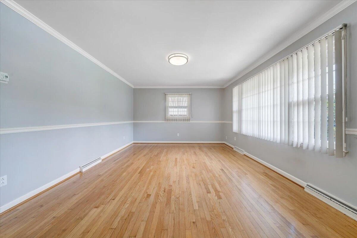 4537 Hammond LN - Photo 6