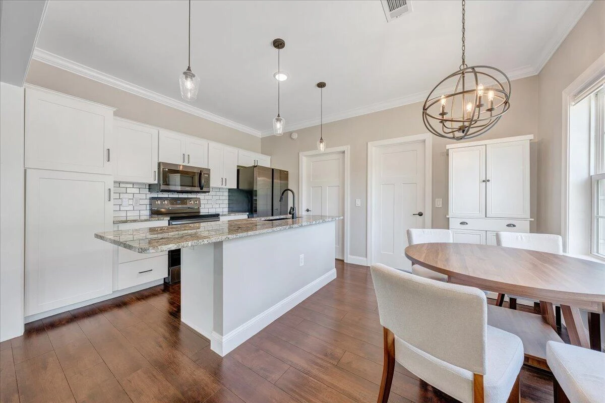 2912 Vinyard AVE NE - Photo 10