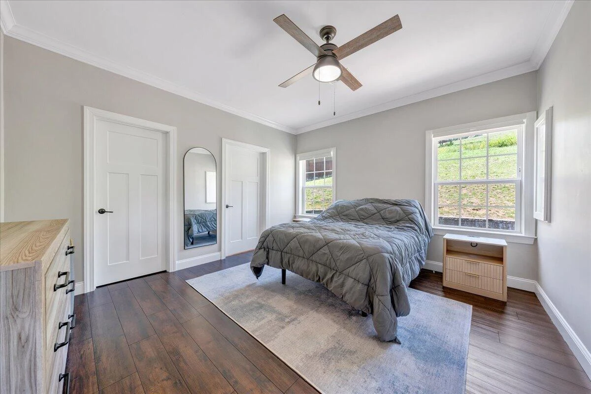 2912 Vinyard AVE NE - Photo 13