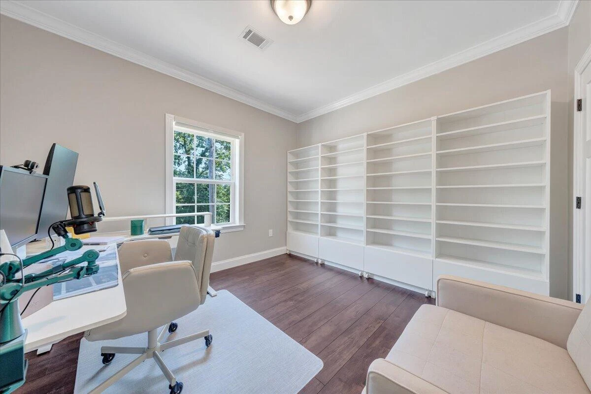 2912 Vinyard AVE NE - Photo 17