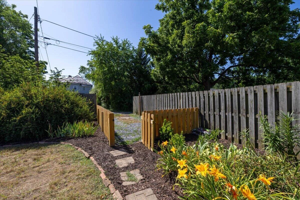 1902 Avon RD SW - Photo 36