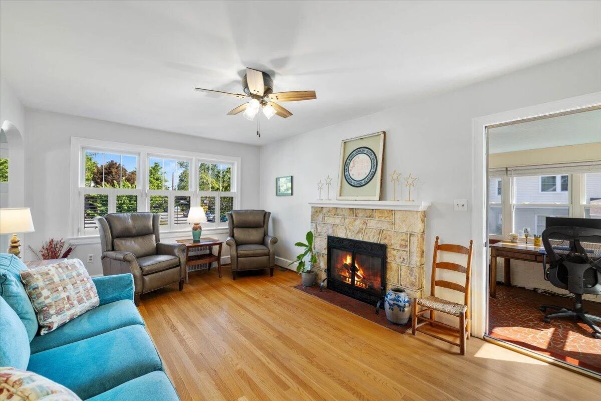 1902 Avon RD SW - Photo 5