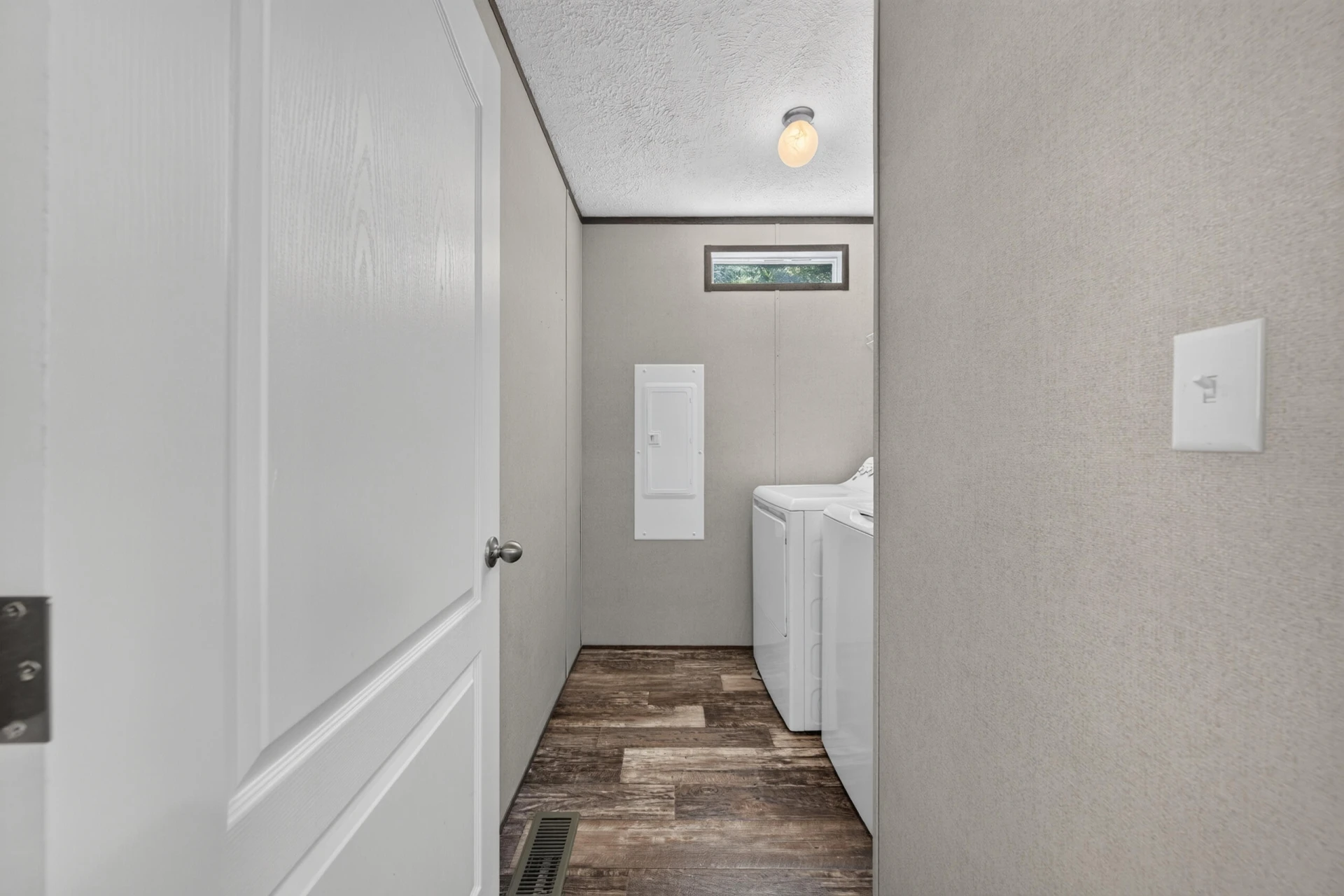 2864 Yorkshire DR - Photo 10