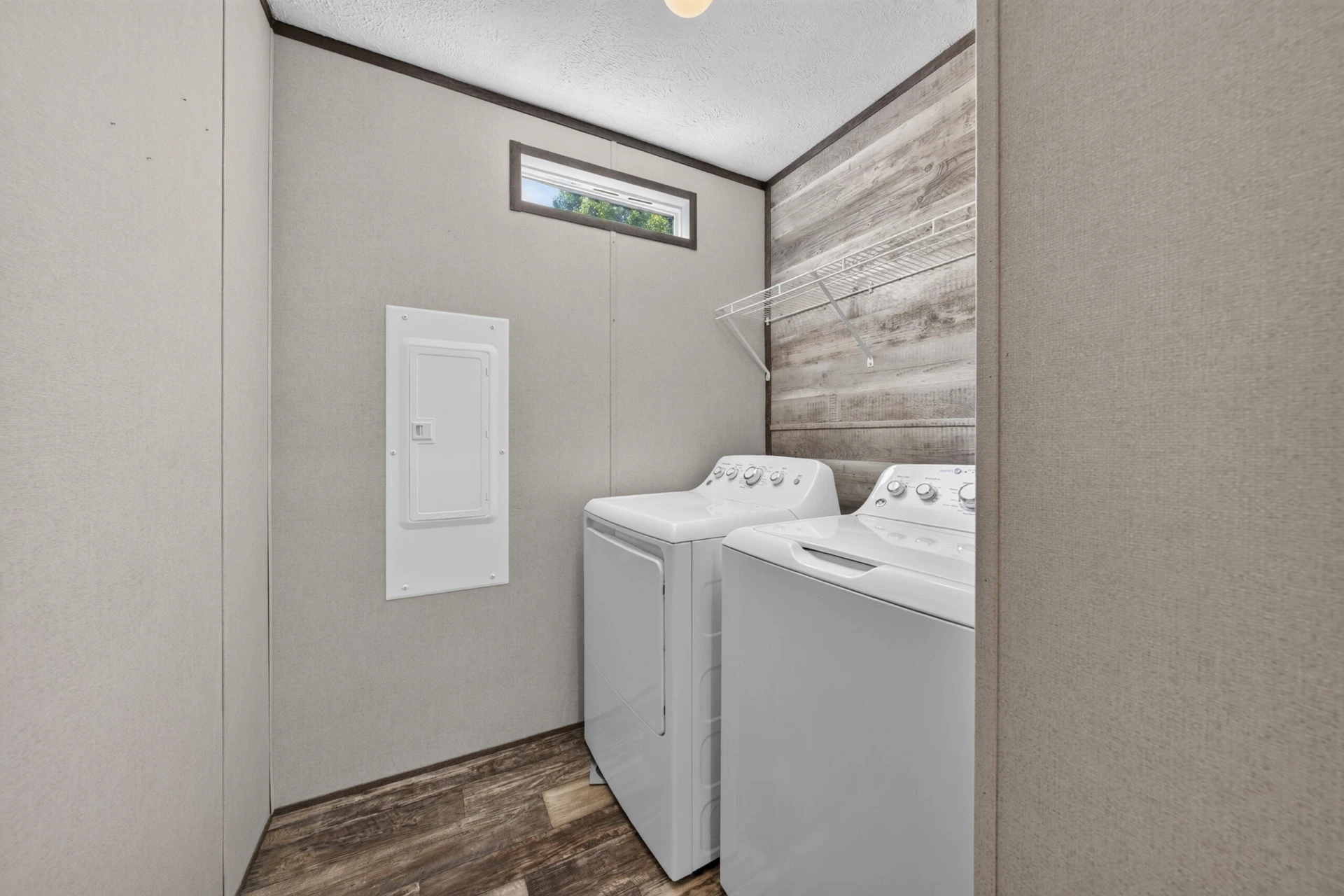 2864 Yorkshire DR - Photo 11