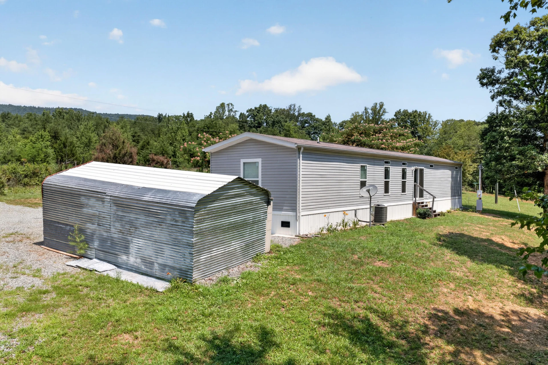 2864 Yorkshire DR - Photo 33