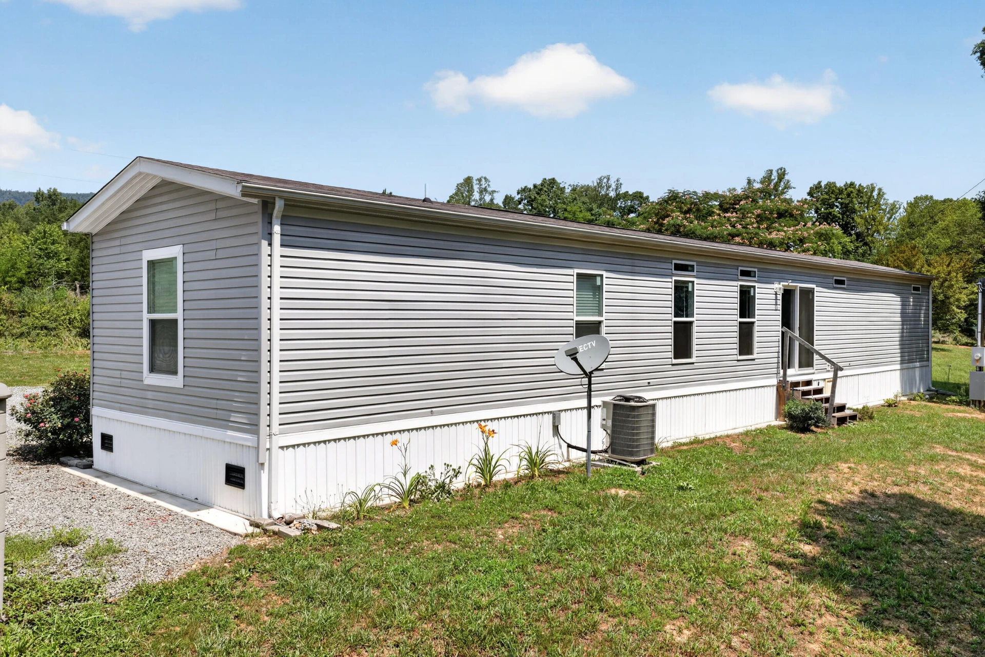 2864 Yorkshire DR - Photo 34