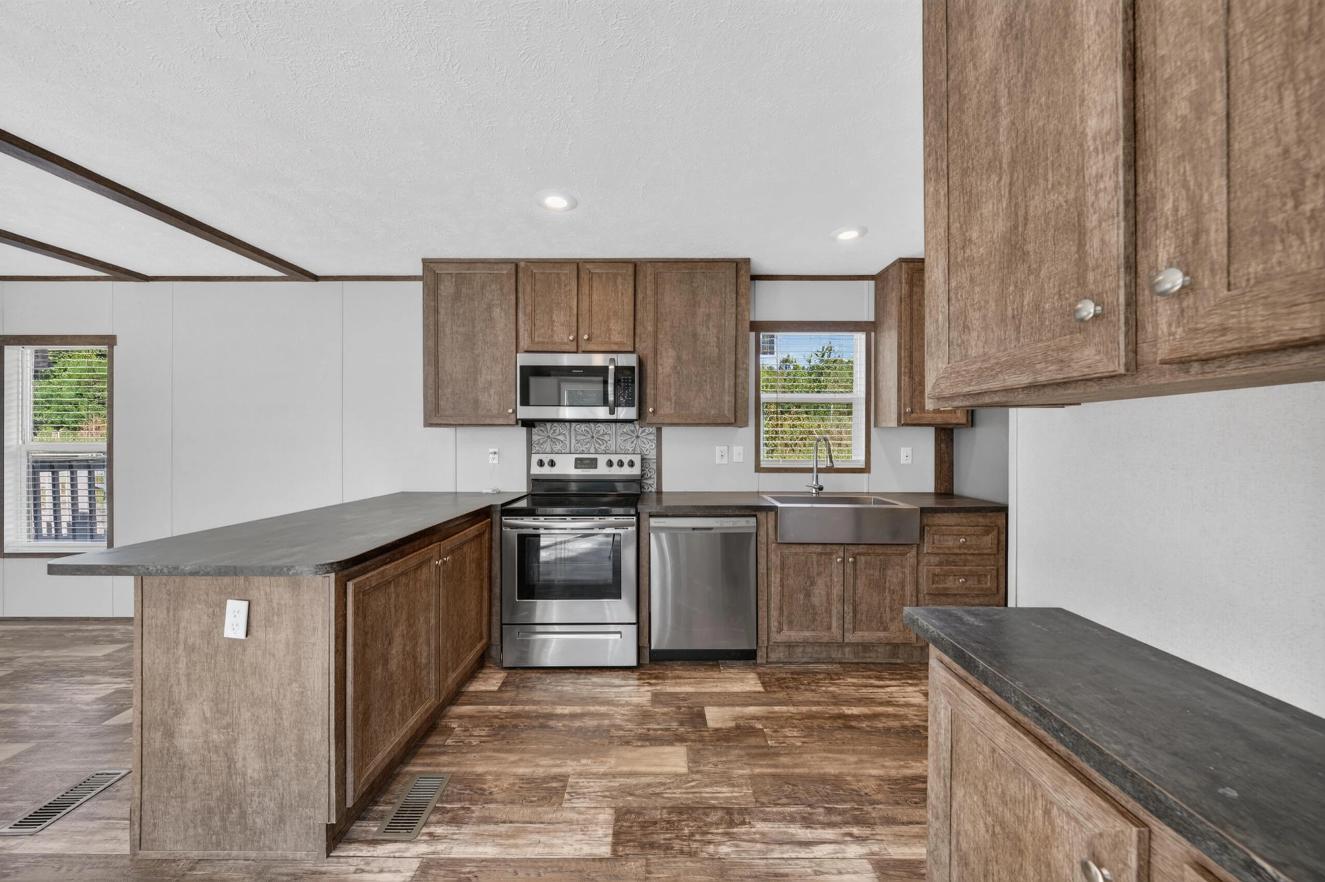 2864 Yorkshire DR - Photo 7