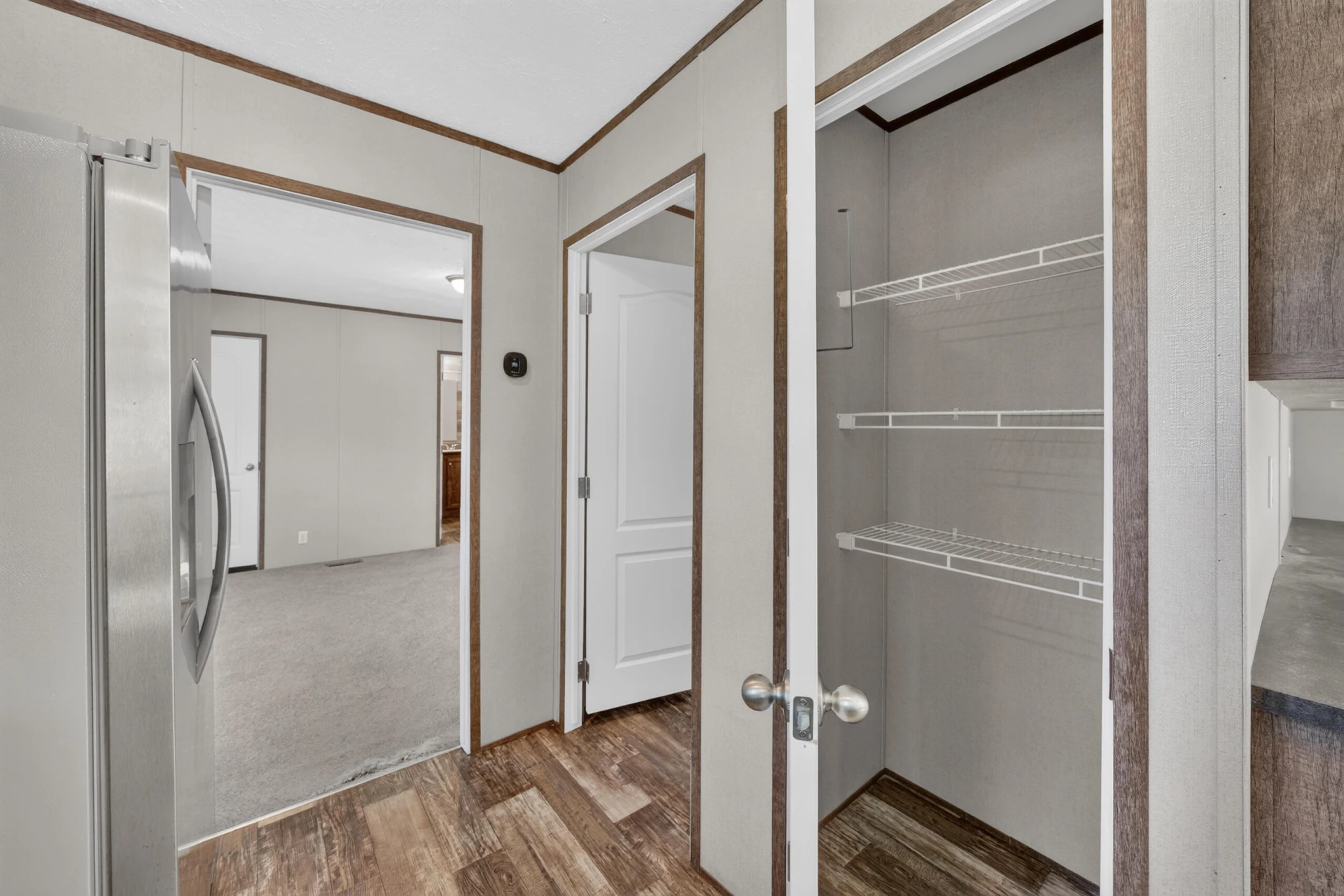 2864 Yorkshire DR - Photo 9