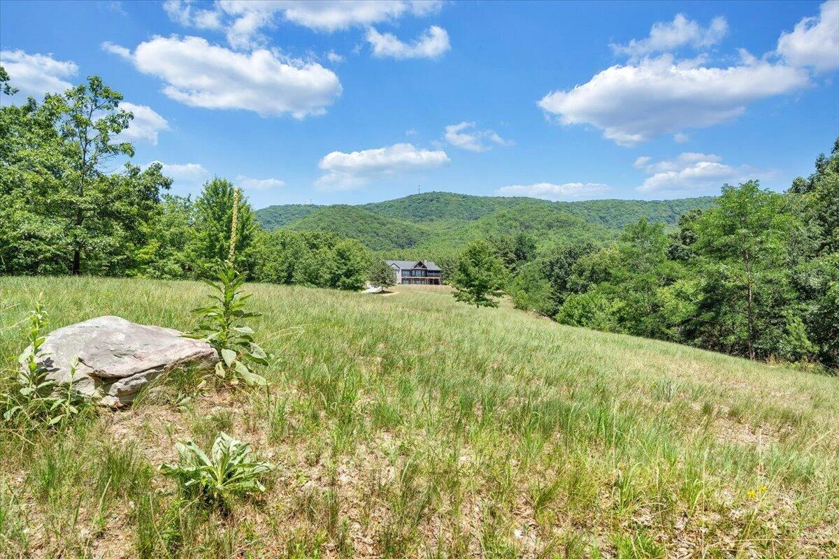 890 Blain RD - Photo 4