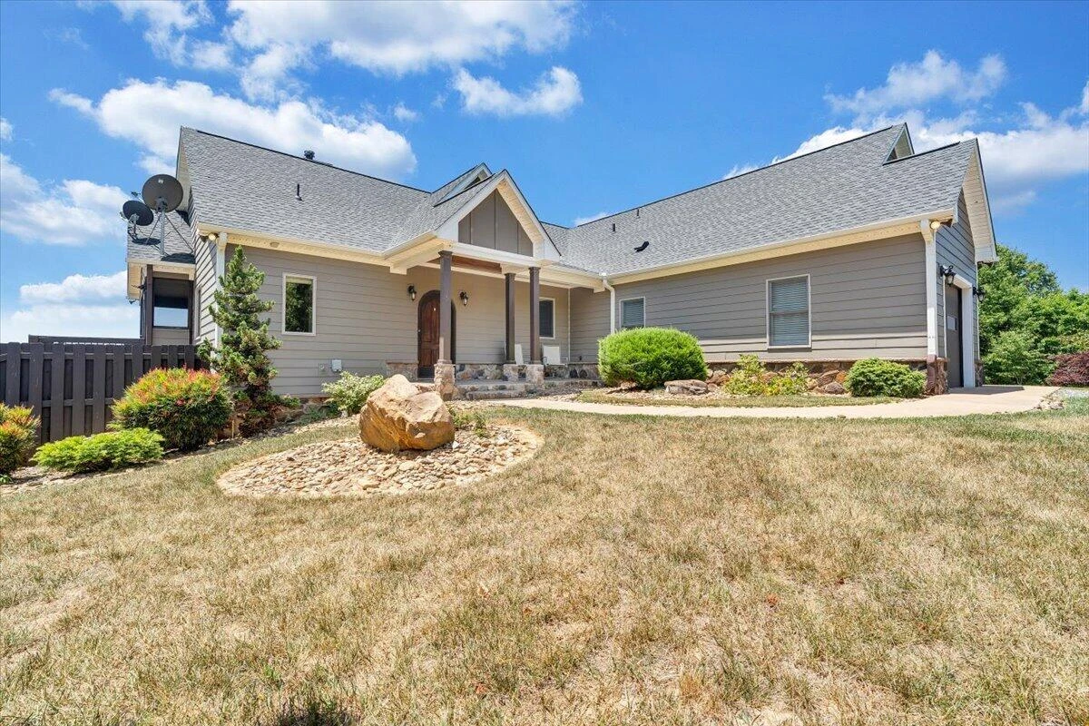 890 Blain RD - Photo 5