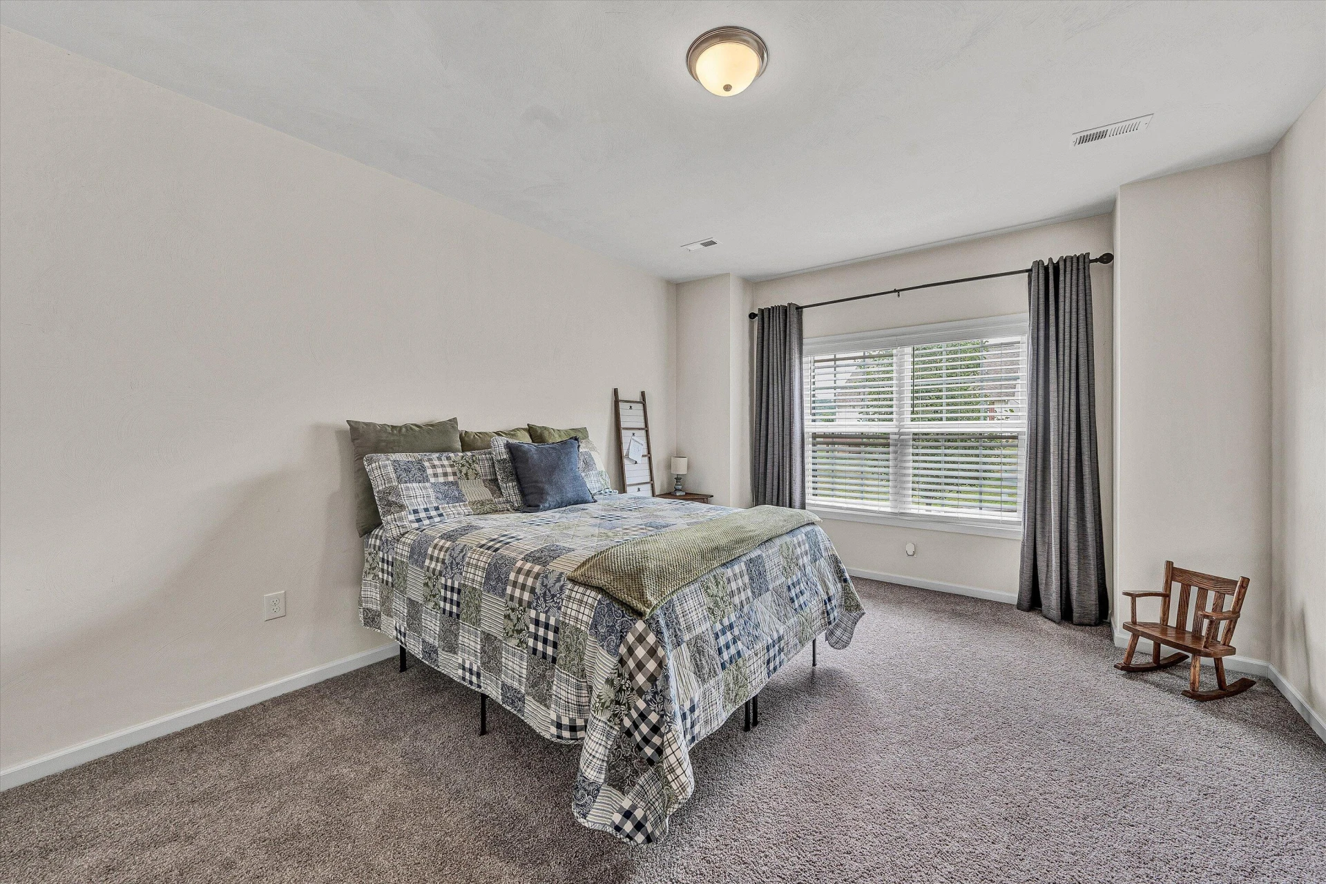 46 Carrington CT - Photo 17