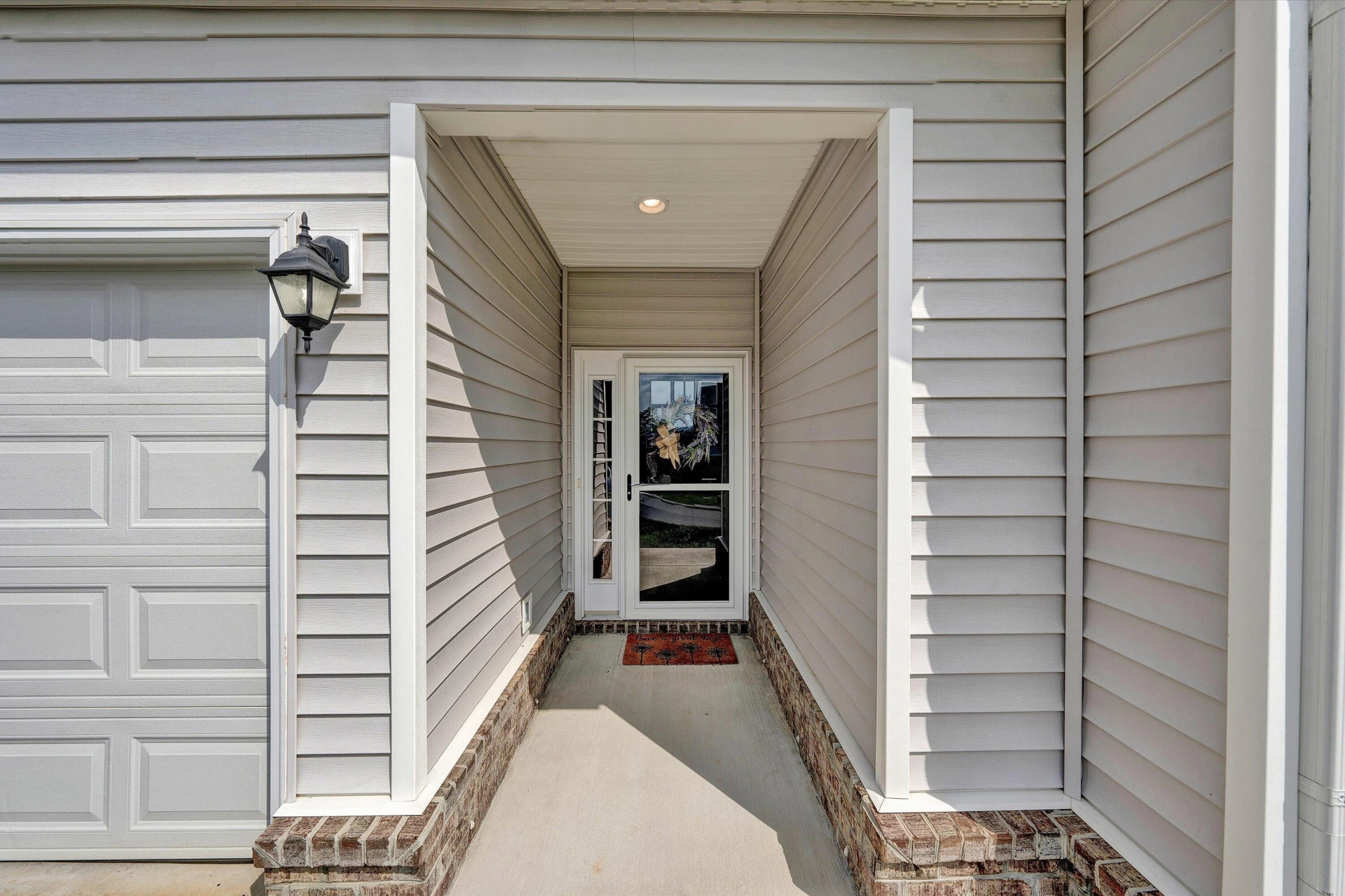 46 Carrington CT - Photo 5
