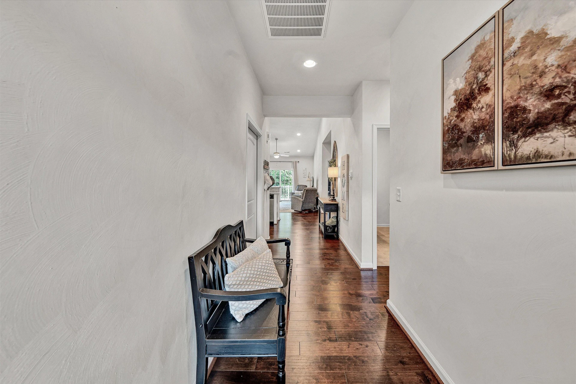 46 Carrington CT - Photo 7