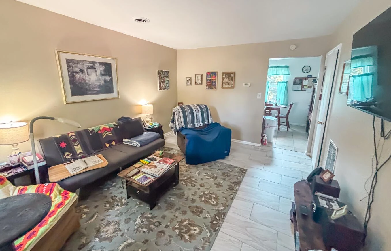 433 Albemarle AVE SW - Photo 5