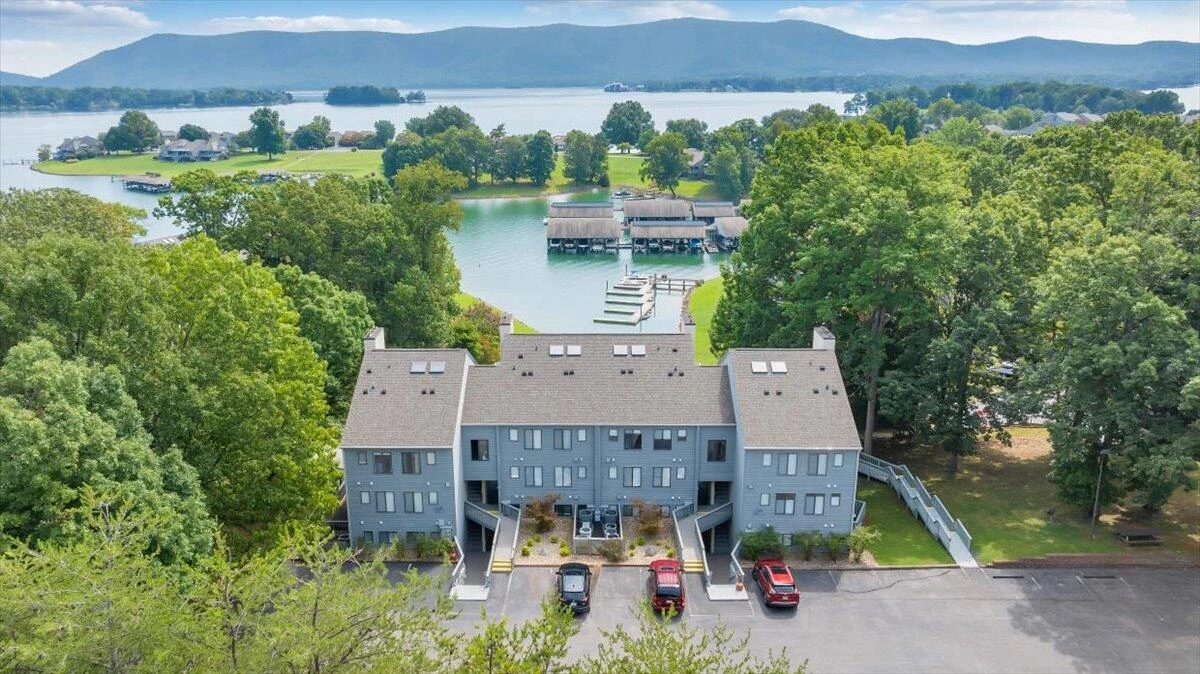 290 Sailors Cove DR #410