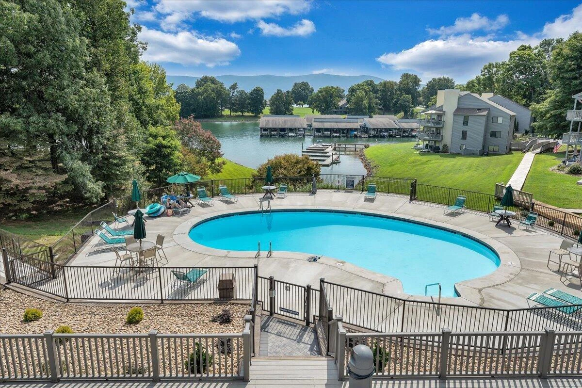 290 Sailors Cove DR #410 - Photo 30