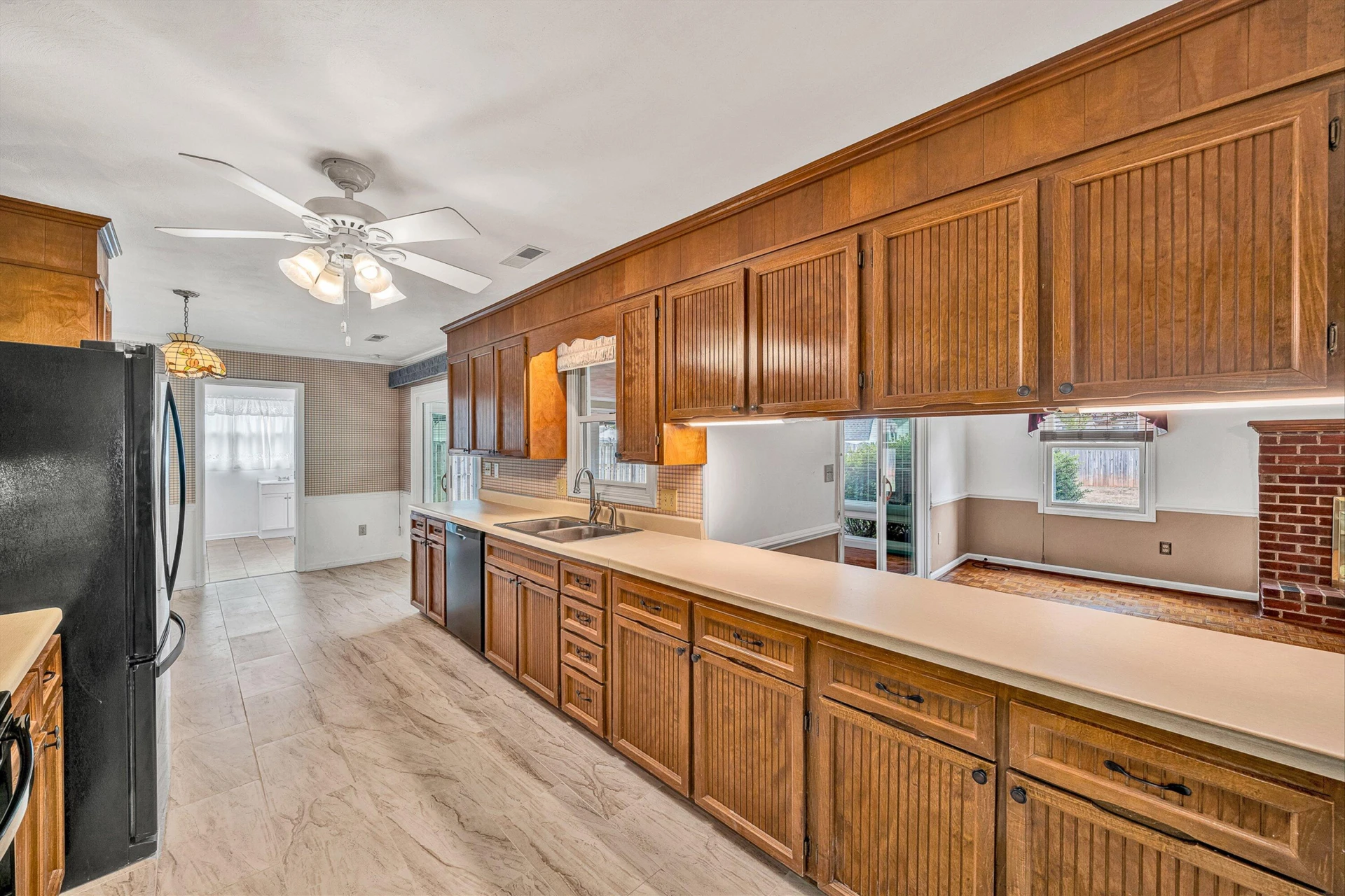 1677 Kingsmill DR - Photo 19