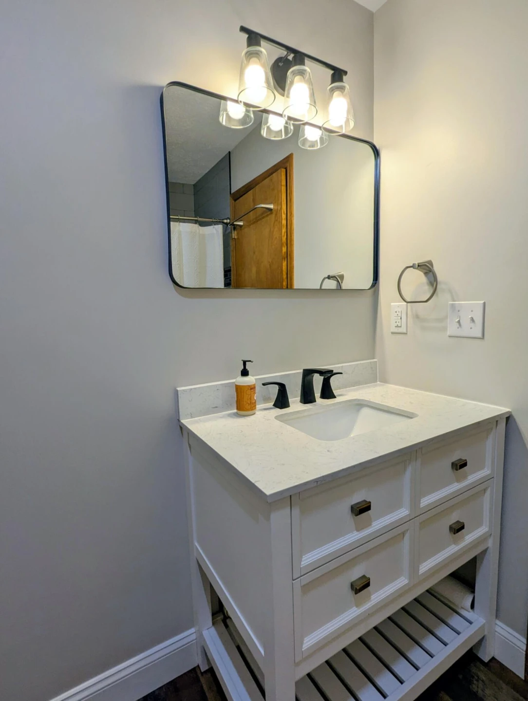 8926 Valley DR SE - Photo 25