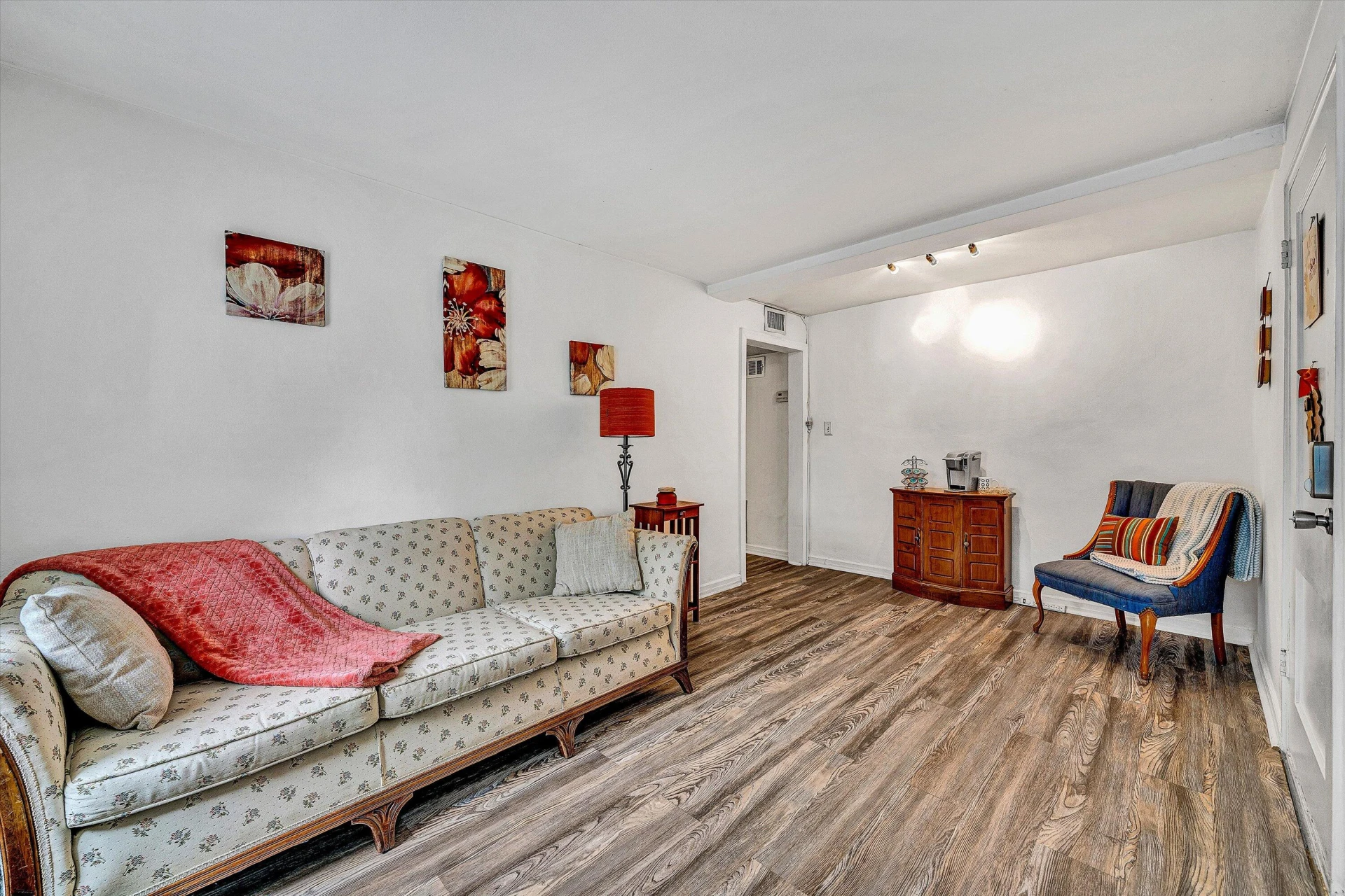 2415 Longview AVE SW #APT 2 - Photo 5