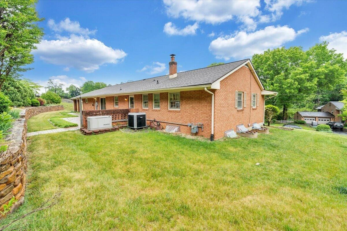 5105 Medmont CIR SW - Photo 49