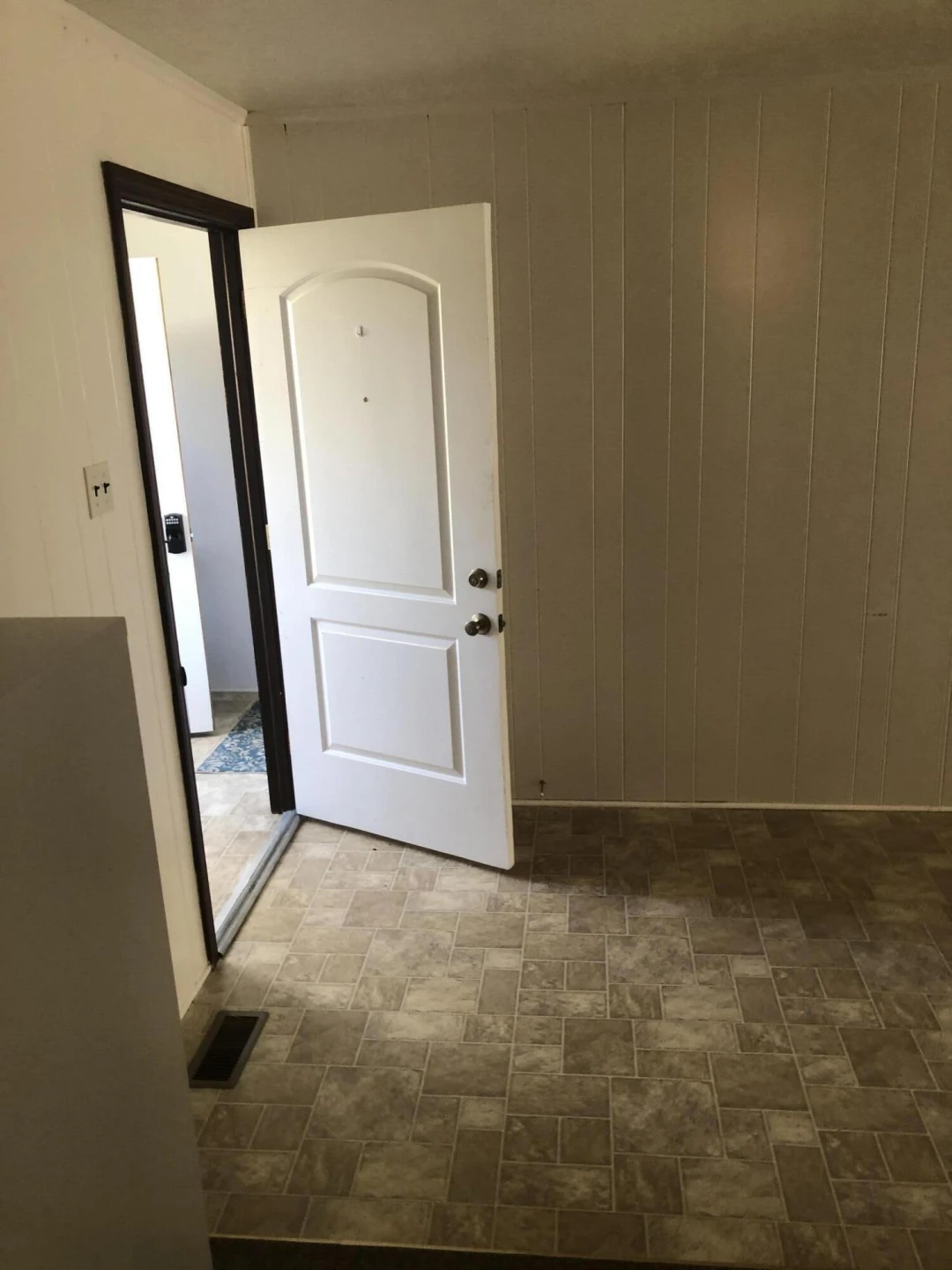 1656 Shady Knoll AVE #A&B - Photo 5