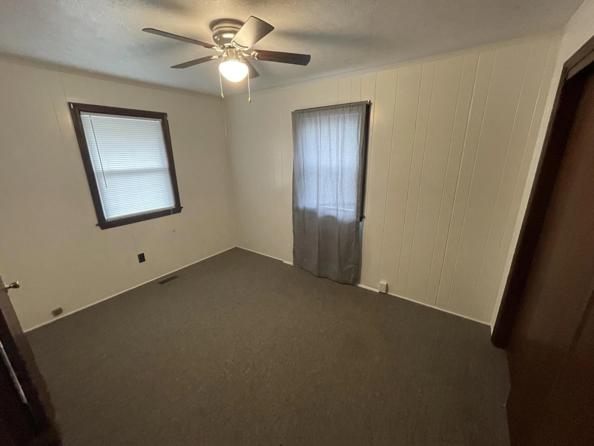 1656 Shady Knoll AVE #A&B - Photo 9