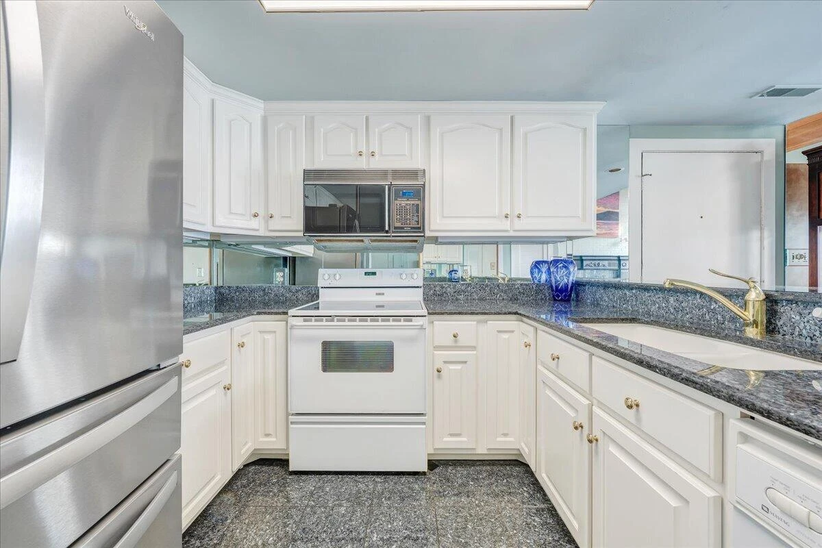 6605 Smith Mountain RD #229 - Photo 22