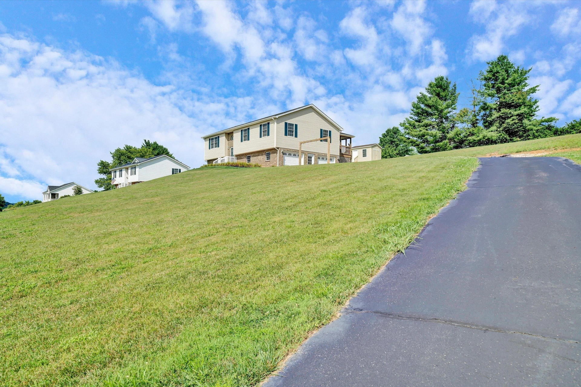 540 Harkrader ST - Photo 32