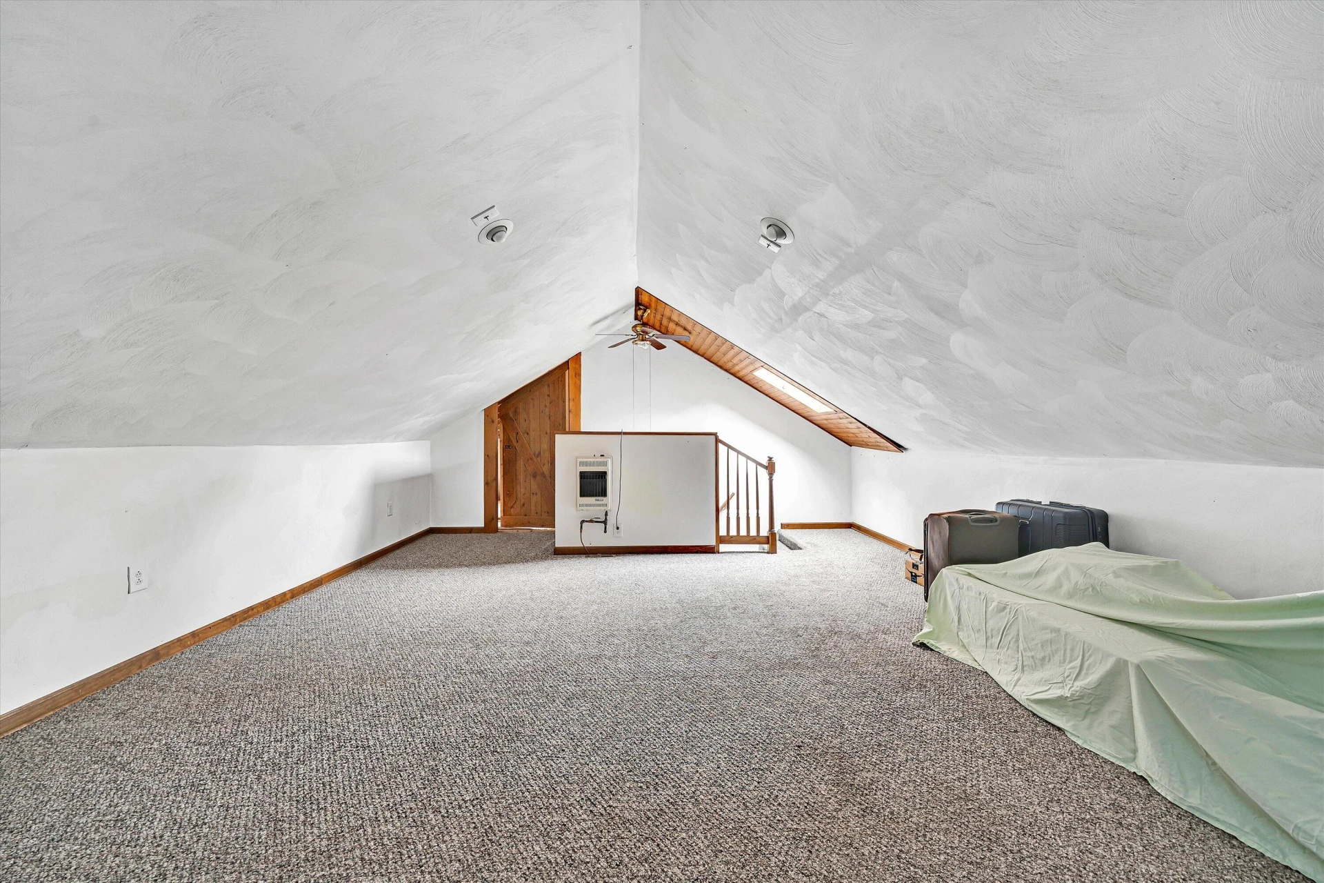 2604 Vancouver DR NW - Photo 23