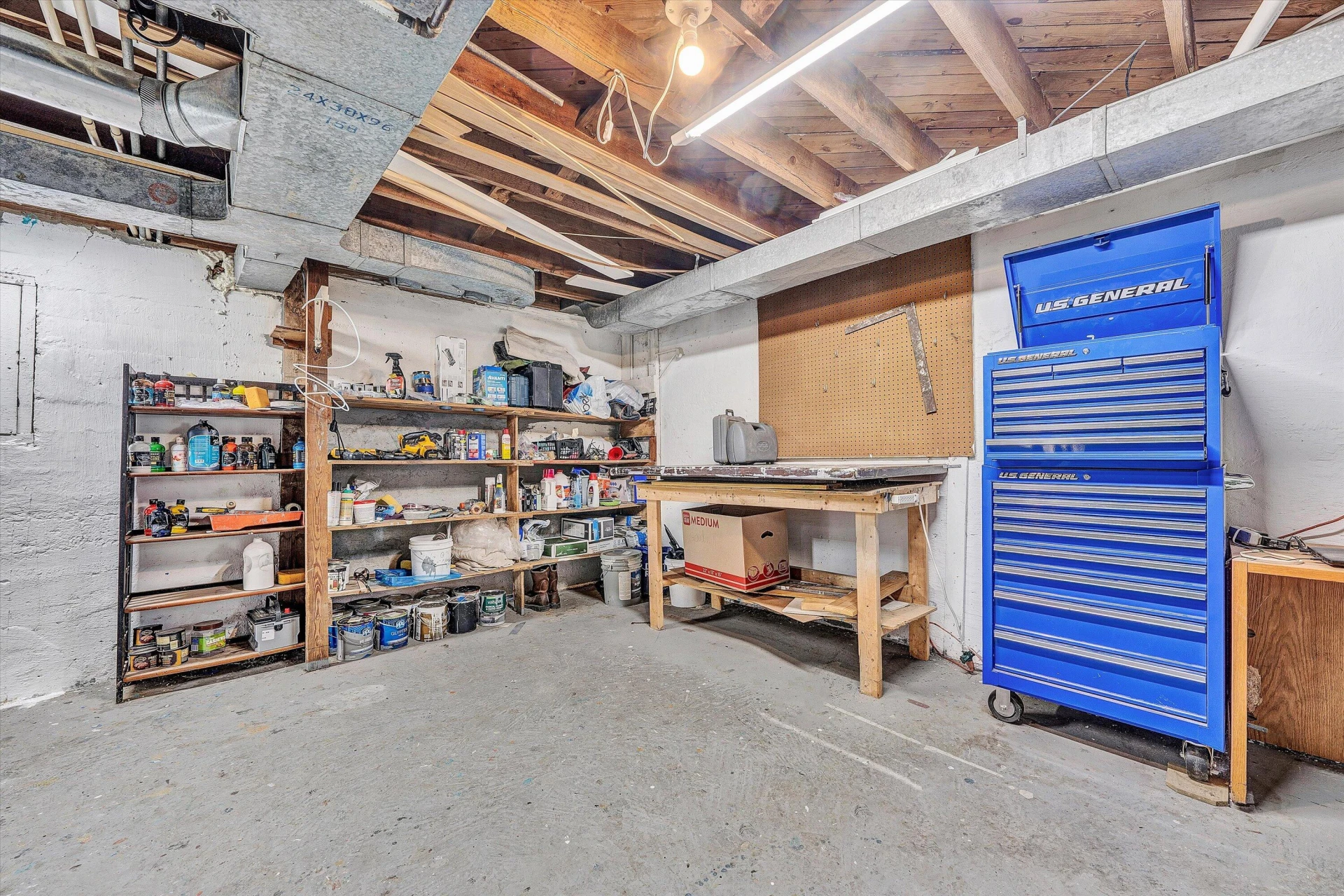 2604 Vancouver DR NW - Photo 26