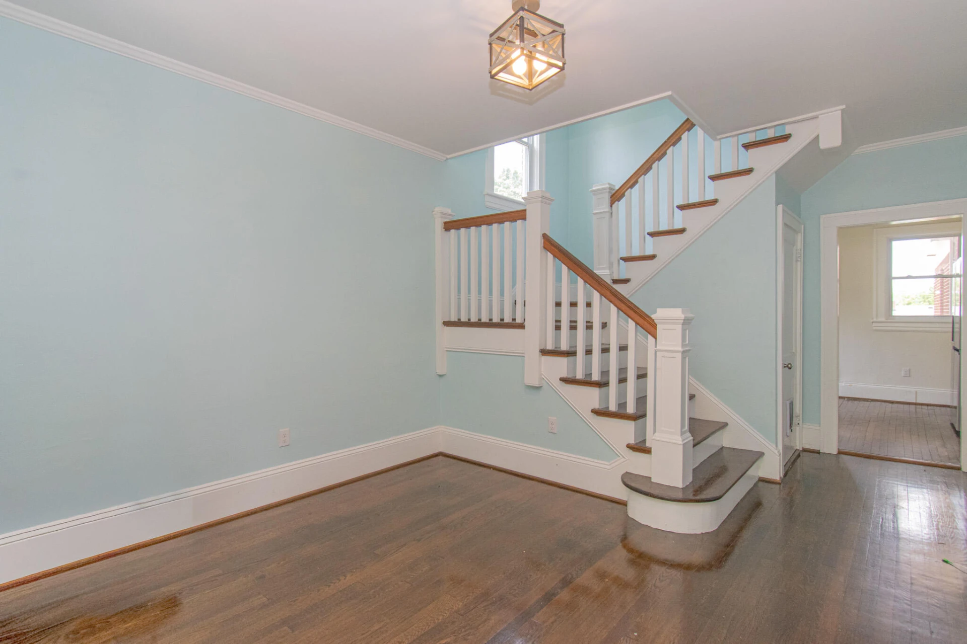 1519 Westover AVE SW - Photo 3
