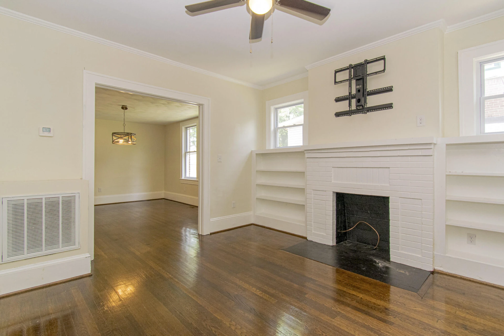 1519 Westover AVE SW - Photo 4