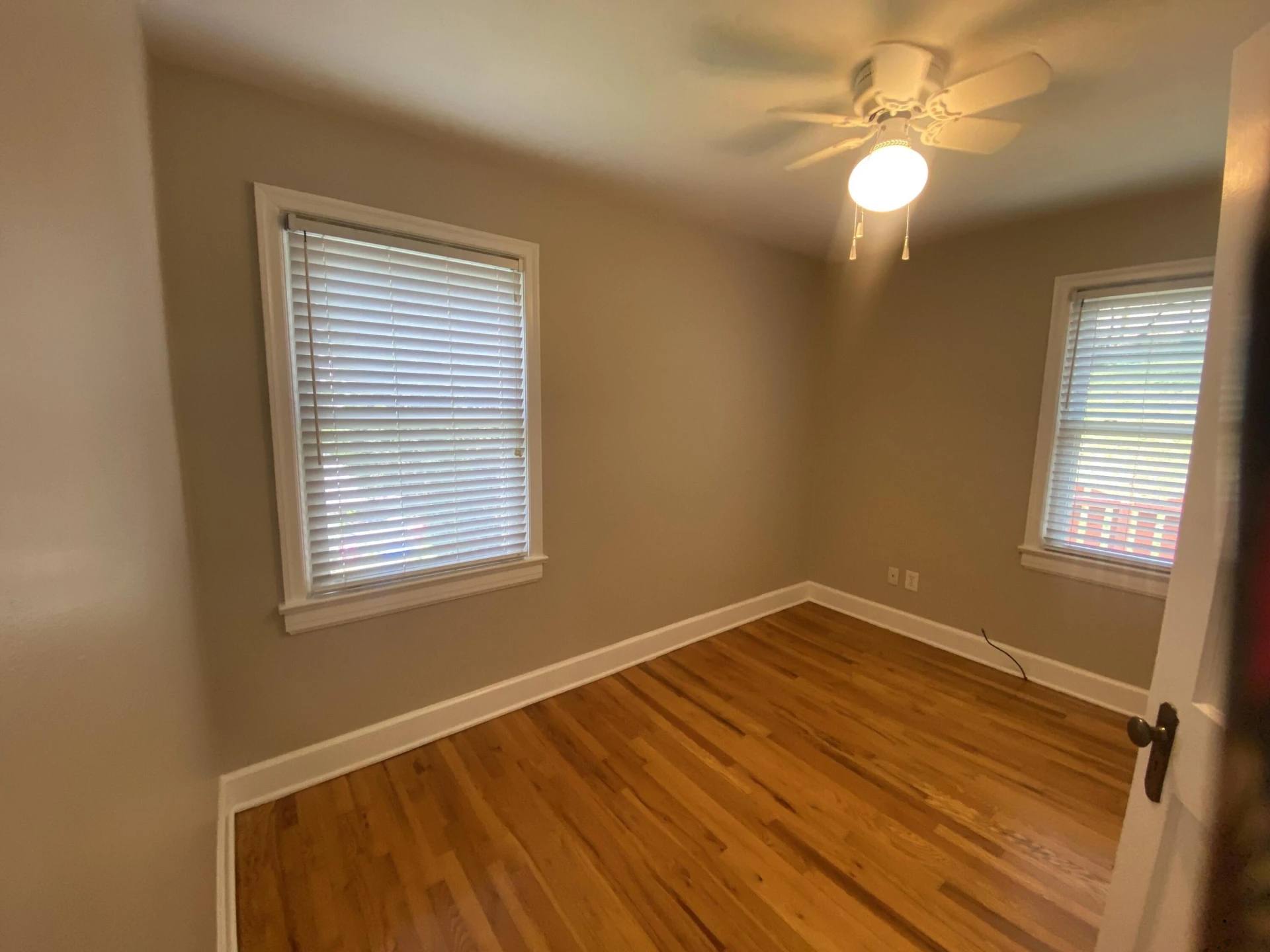 2623 Lansing DR SW - Photo 10