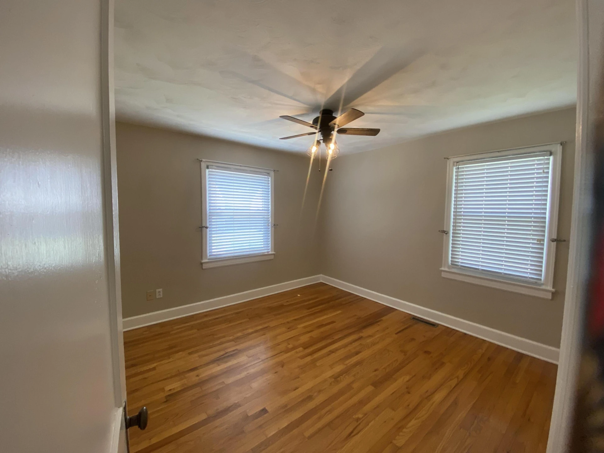 2623 Lansing DR SW - Photo 15