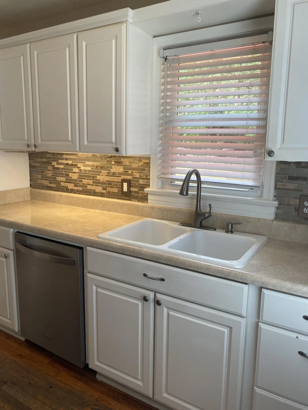 2623 Lansing DR SW - Photo 4