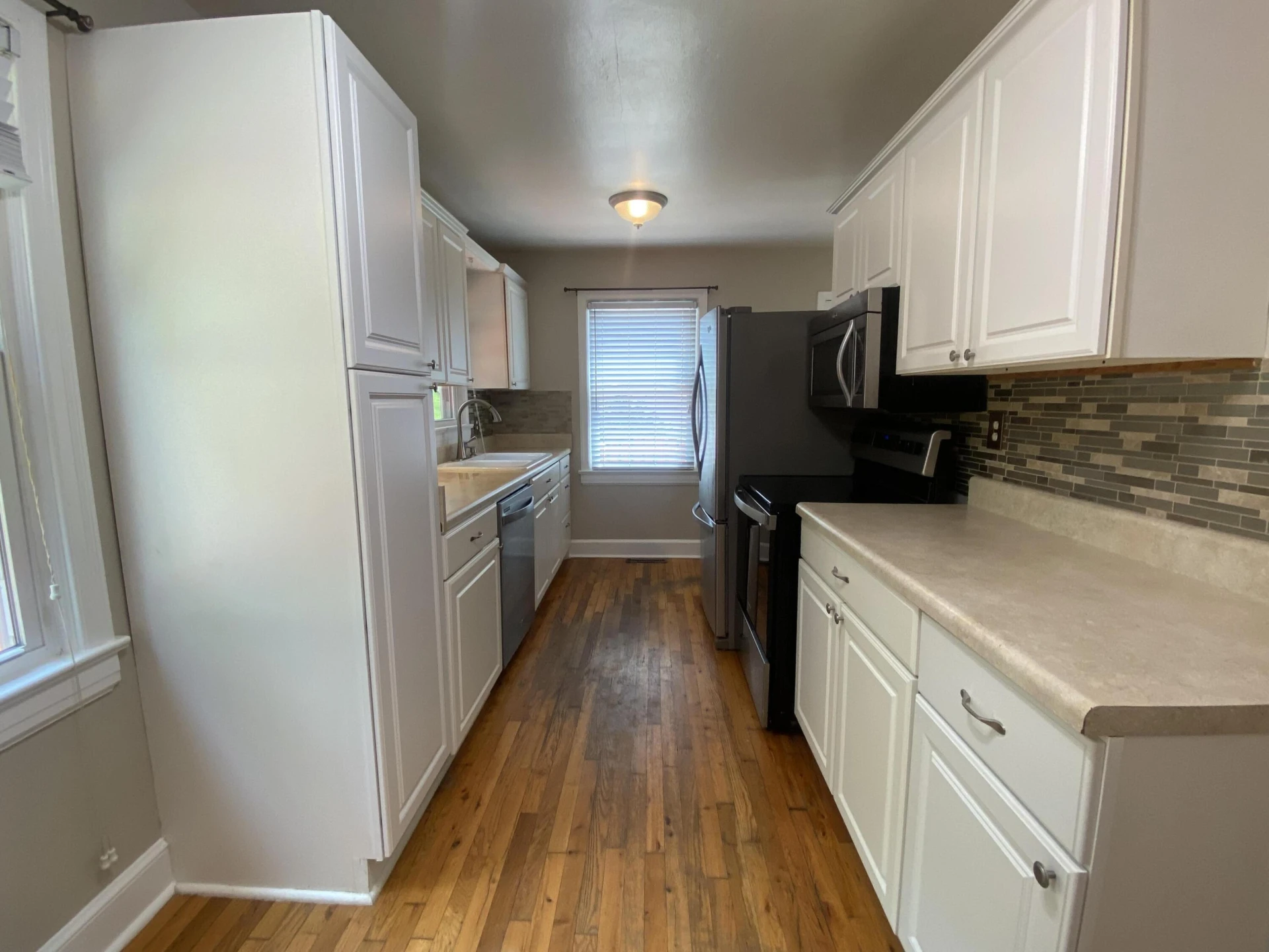 2623 Lansing DR SW - Photo 8