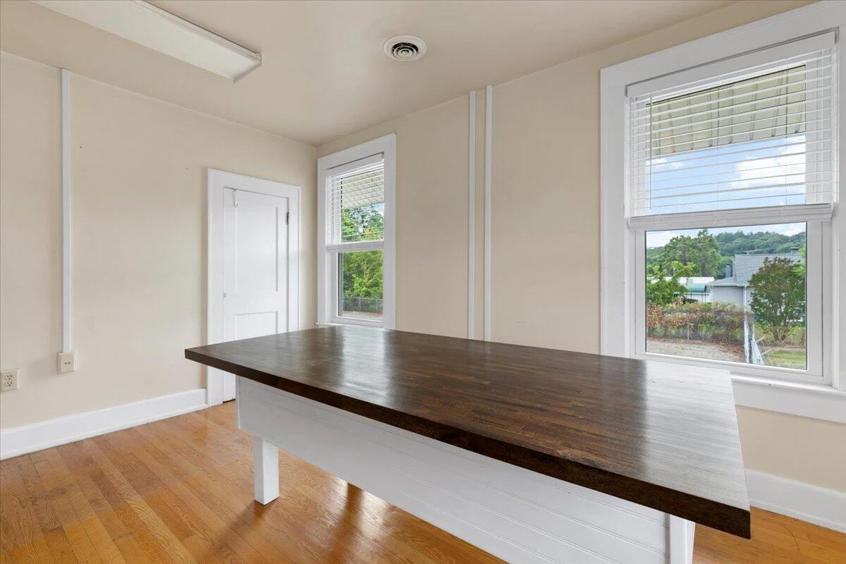 4190 W Main ST - Photo 23