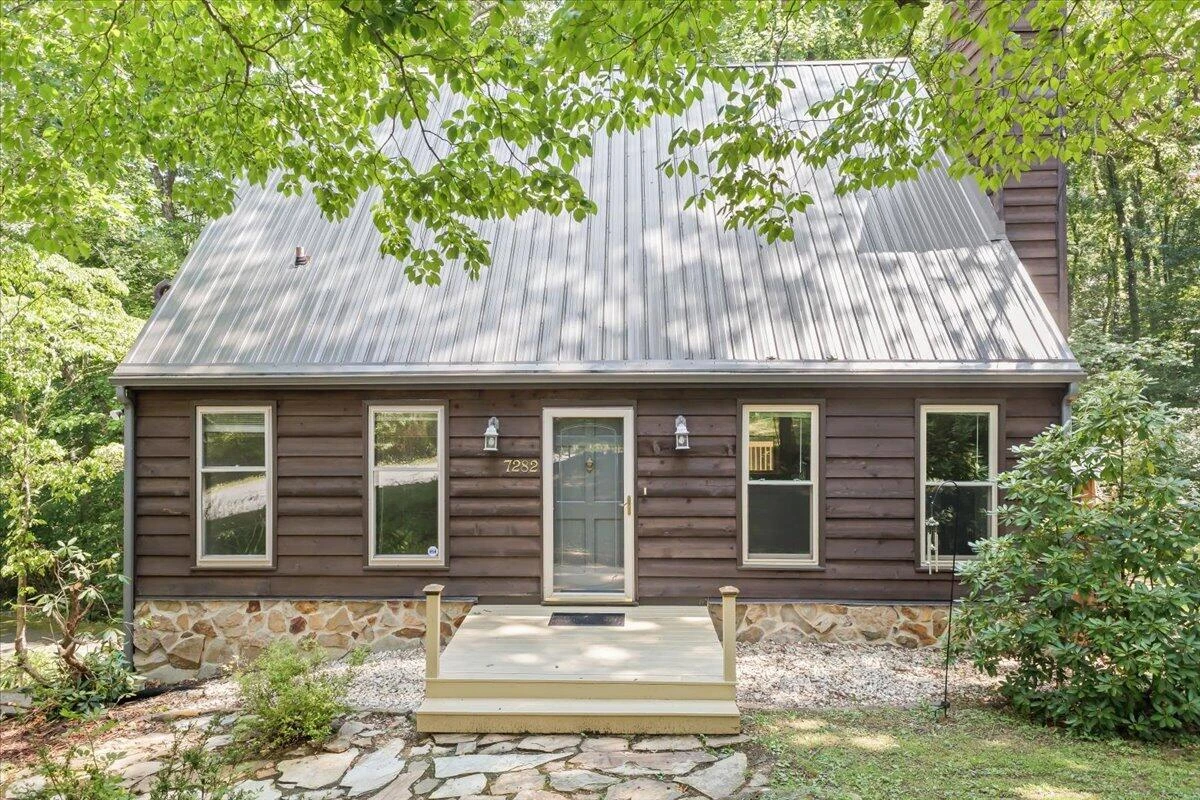 7282 Timberlane DR
