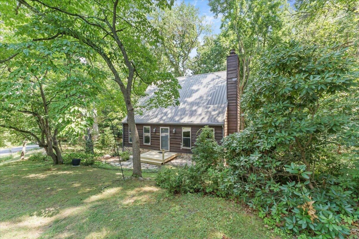 7282 Timberlane DR - Photo 31